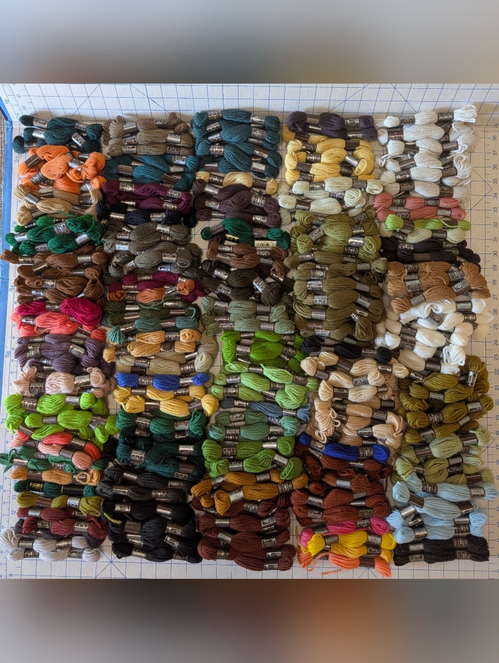 Huge Lot of 300+ DMC Laine Tapisserie Wool Tapestry Yarn Skein Needlepoint Hanks